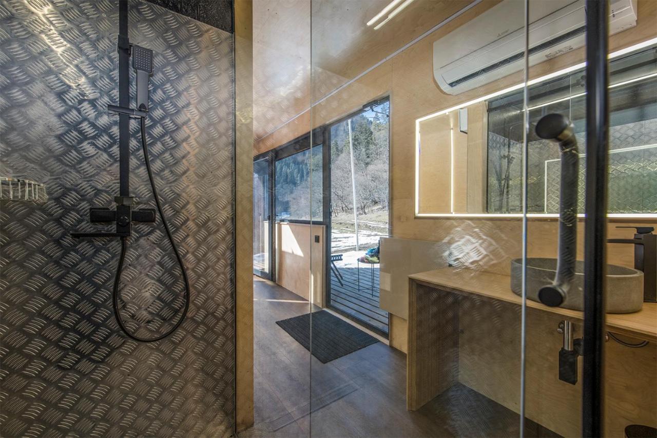 Roombox Likani Borjomi ภายนอก รูปภาพ